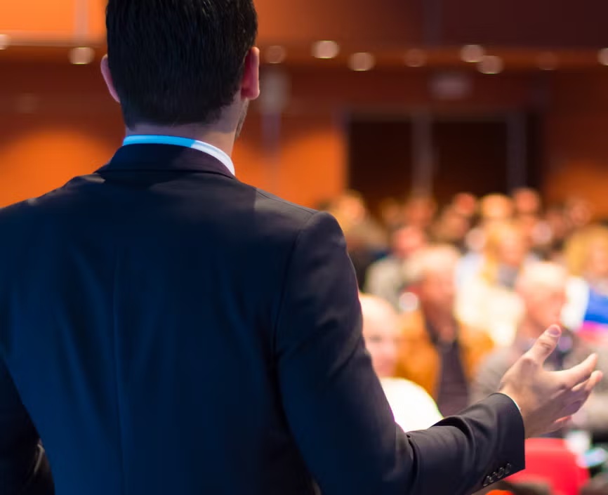 Affiliate World speaker presenting on stage